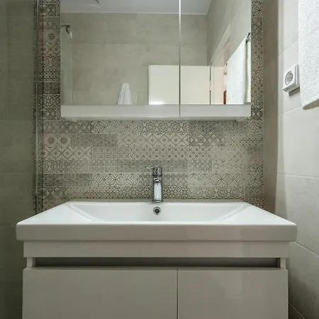 Lemon Garden Apartment *